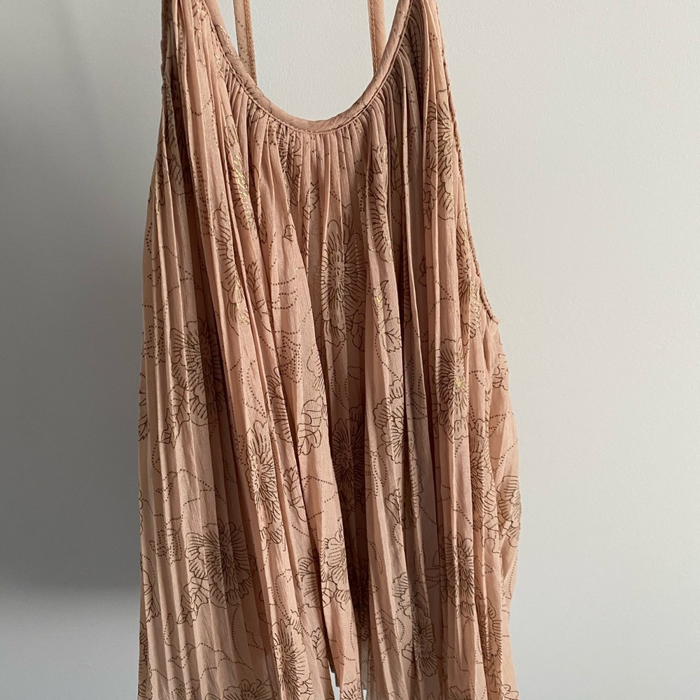 NWOT Flowy Blouse